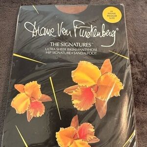 DIANE Von Furstenberg ultra, sheer bikini, panty,‎ hose size medium color bronze